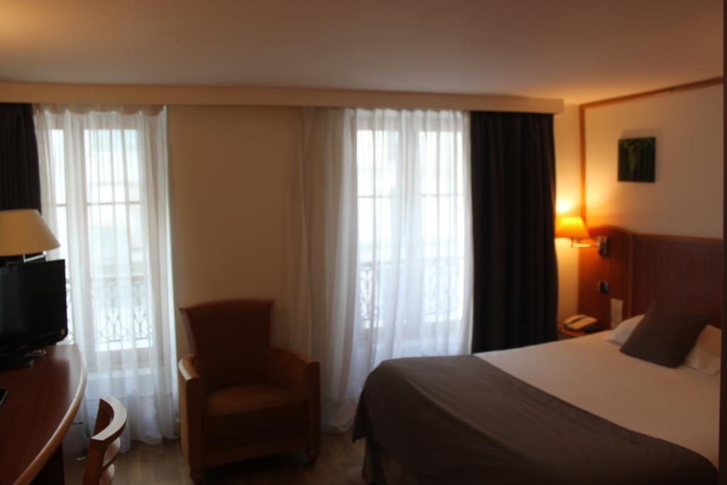 Hotel Metropolitain Paris Værelse billede